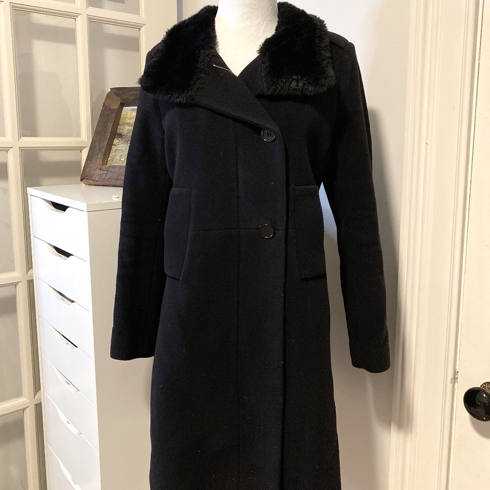 Talbots Petites Black Wool Blend Coat with Faux Fur Collar, Size 2P